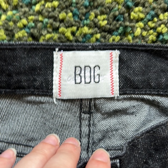 NWOT BDG Cropped Balloon / Mom Jeans - Picture 4 of 7